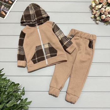 Костюм клітинка коричневий