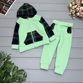 Костюм клітинка салатовий