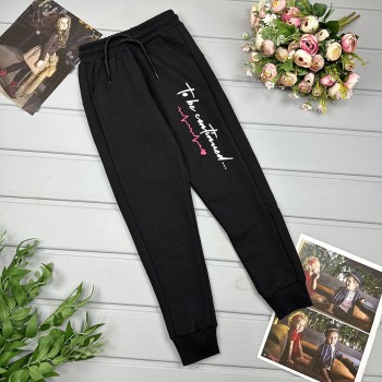 Штани чорні Продовження буде